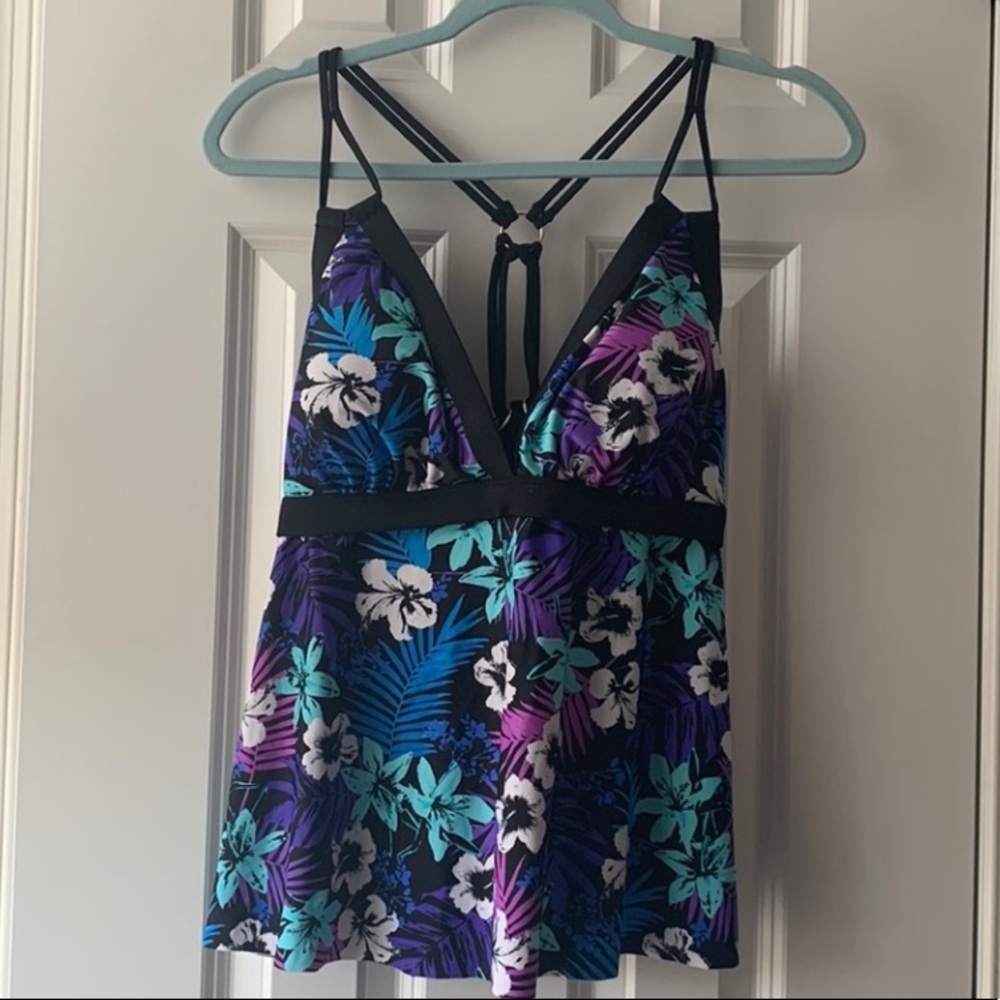 Swimsuits For All Tankini Top - worn once!